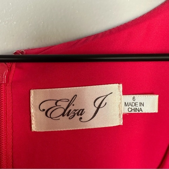 Eliza J V-Neck Sheath Pencil Dress, Size 6, Hot Pink - Picture 8 of 11